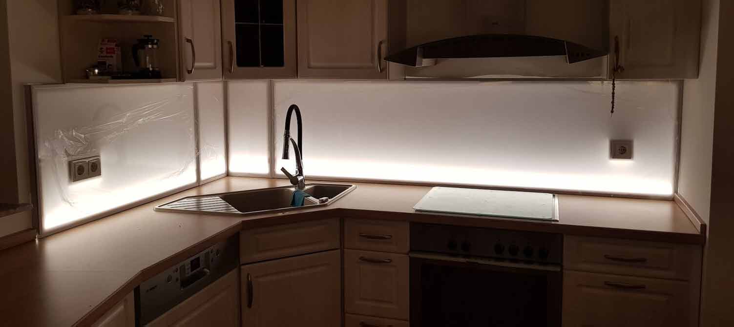 Vorher: langweiliger Fliesenspiegel