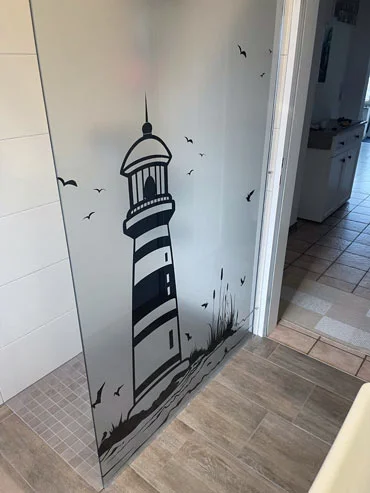 Kundenbild: Sichtschutzfolie Dusche Leuchturm