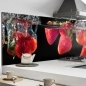 Mobile Preview: Küchenrückwand Aluverbund Erdbeeren im Wasser Bild 1