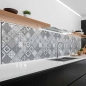 Preview: Küchenrückwand Platte Monochrome Azulejo‑Rauten in Grau Hauptbild 1