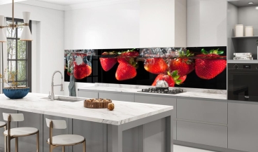 Küchenrückwand Aluverbund Erdbeeren im Wasser Bild 3