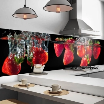 Küchenrückwand Folie Erdbeeren im Wasser