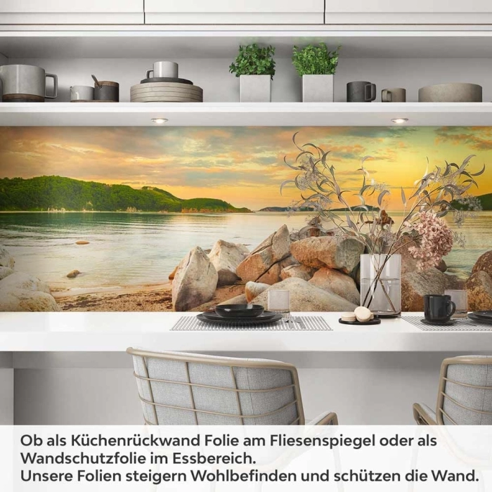 Küchenrückwand Folie felsige Küste & grüne Hügel am Meer Artikelbild 1