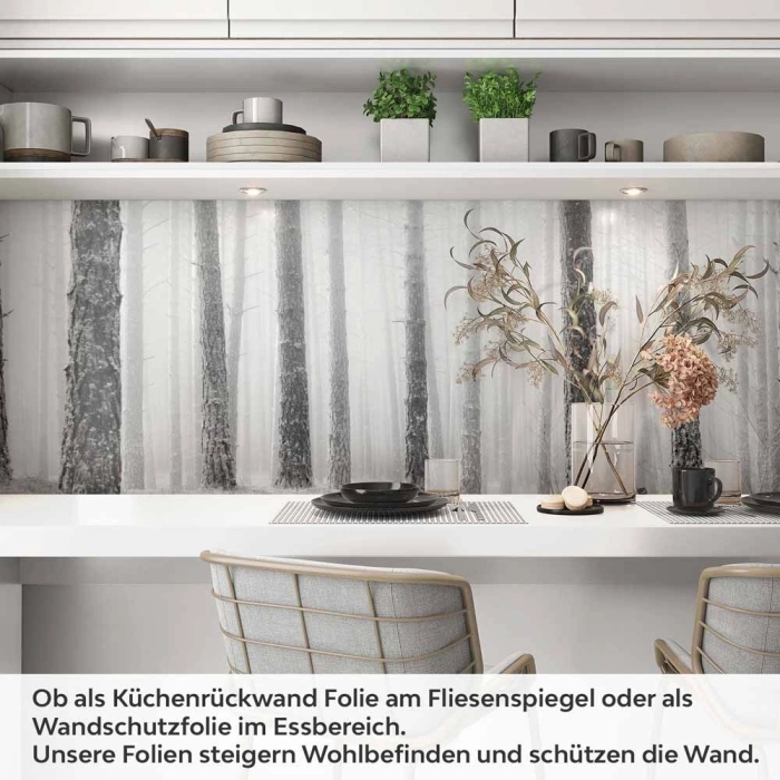 Küchenrückwand Folie Mystischer Wald - Baumstämme im Nebel Artikelbild 1