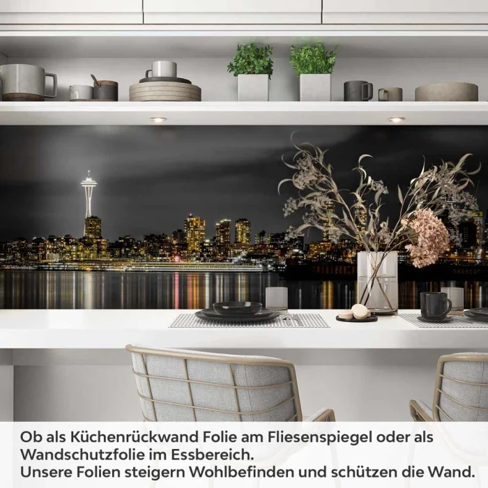 Küchenrückwand Folie Skyline-Lichter im Spiegel des Sees Artikelbild 1