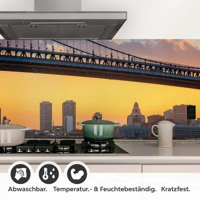Küchenrückwand Folie Brücke & Stadt im feurigem Licht Detailbild 1
