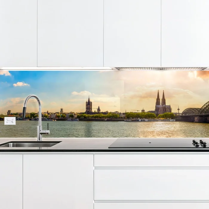 Küchenrückwand Platte Rheinblick auf die Architektonische Schönheit Kölns Artikelbild 2