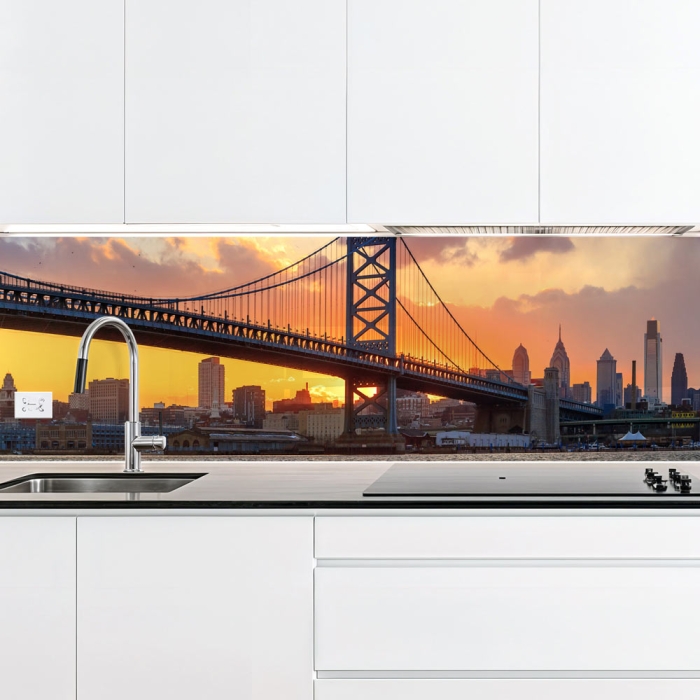 Küchenrückwand Platte Brücke zur Metropole im Feurigem Licht Artikelbild 1