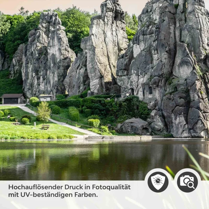 Türfolie Externsteine Felsformation am Wasser Detailbild 2