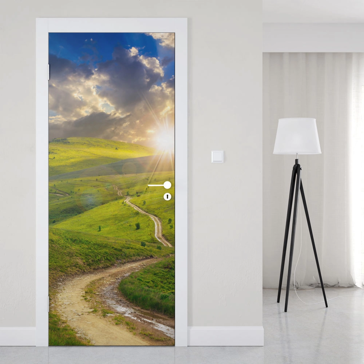 Türfolie Weg durch die Landschaft Artikelbild 1