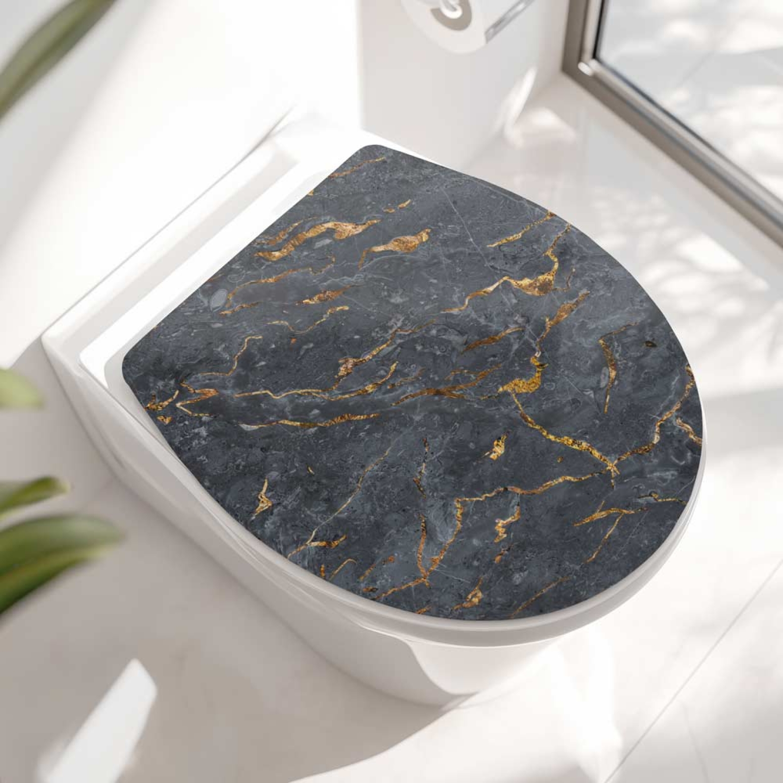 WC-Deckel Aufkleber Marmoroptik Anthrazit mit goldenen Akzenten