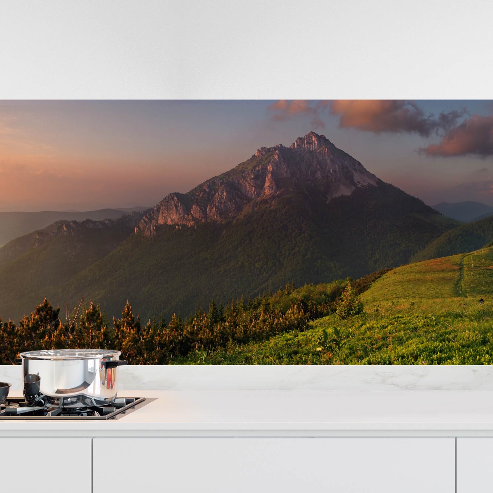 Küchenrückwand Folie Abendlicher Bergzauber – Landschaft im Sonnenuntergang Hauptbild 1