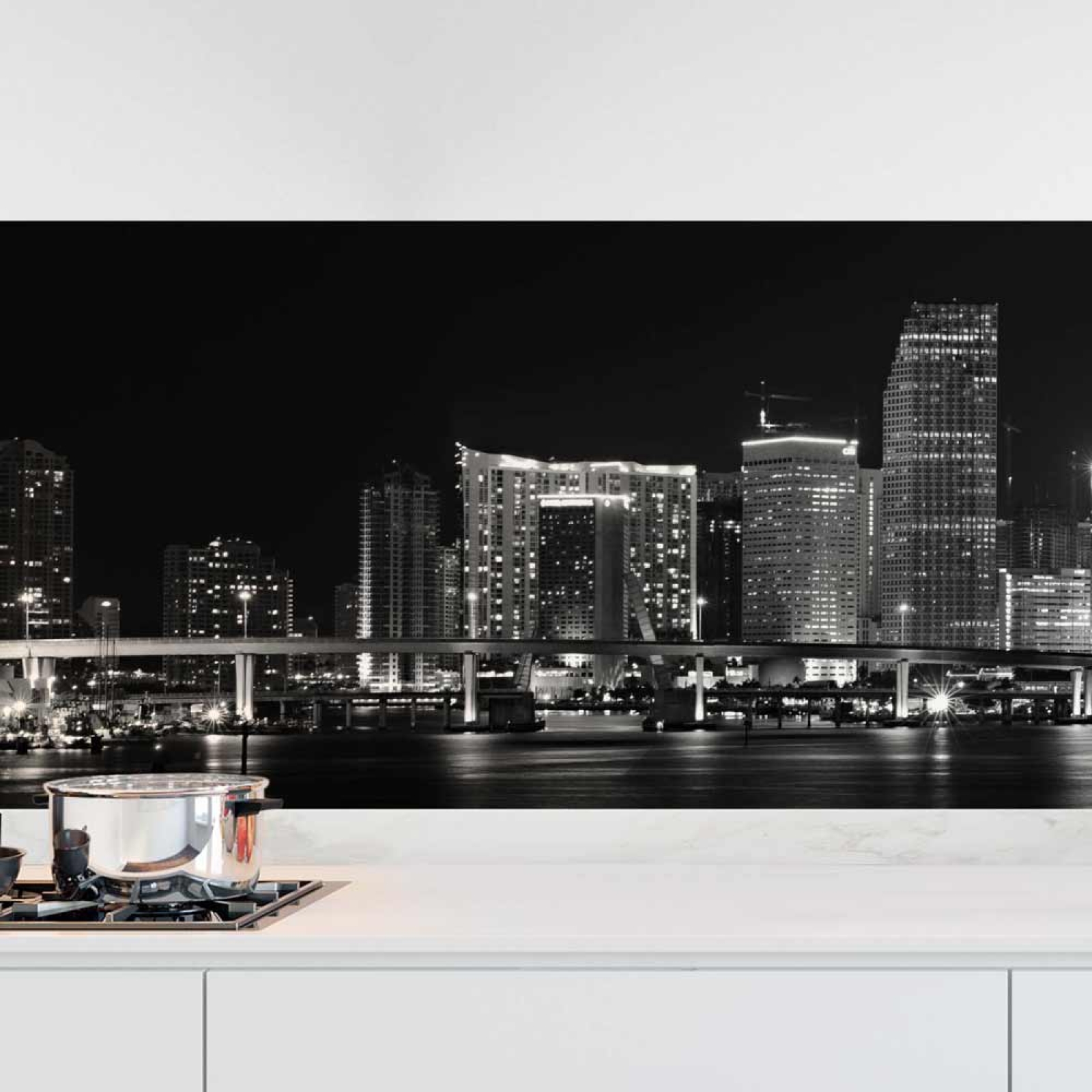 Küchenrückwand Folie Skyline at Night Hauptbild 1