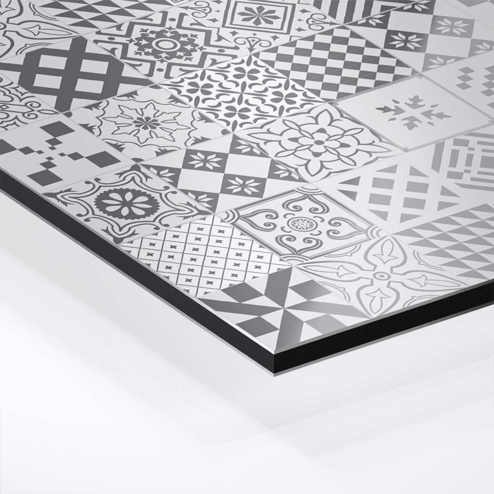 Küchenrückwand Platte Dynamisches Graues Patchwork Hover-Bild