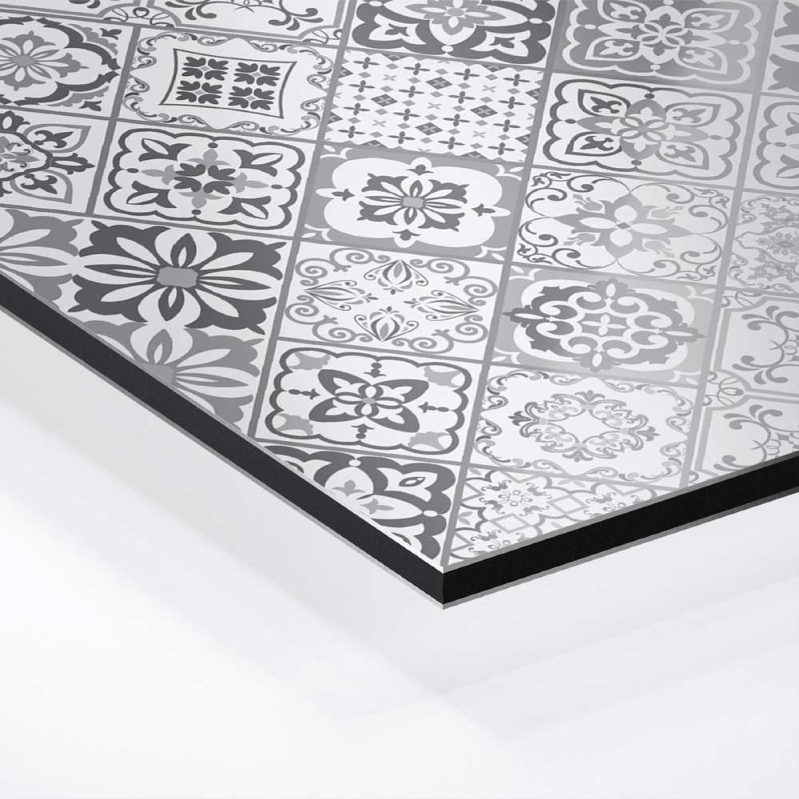 Küchenrückwand Platte Filigranes Rauten‑Mosaik in Grau Hover-Bild