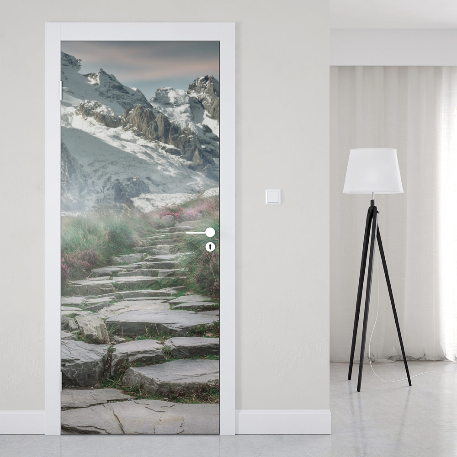 Türfolie Steinpfad zu den Alpen Artikelbild 1