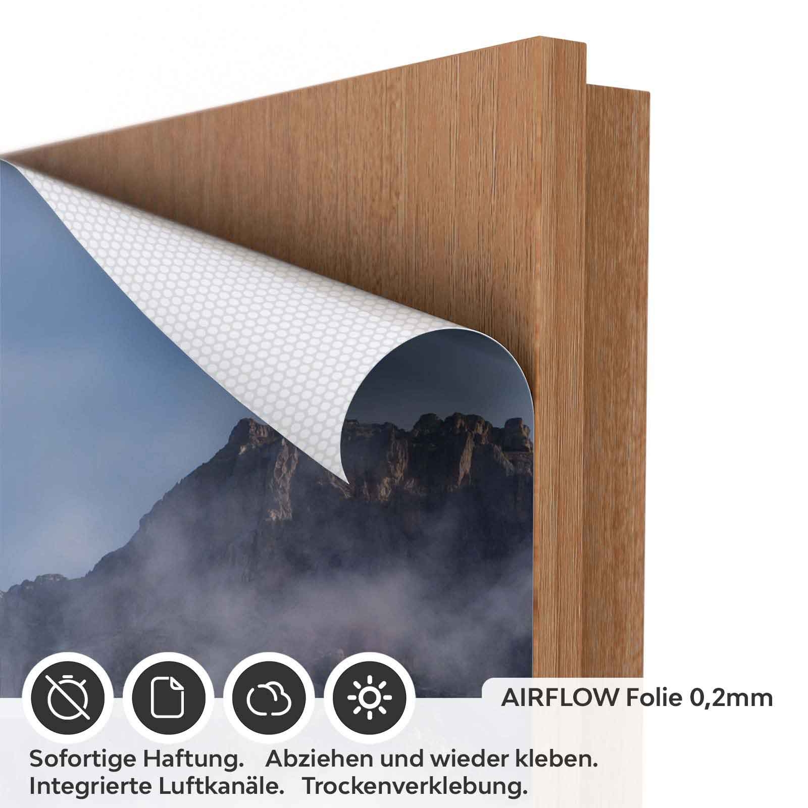 Türfolie nebliger Weg mit Bergen AIRFLOW Folie