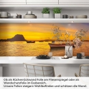 Mobile Preview: Küchenrückwand Folie Holzboote im Meer Artikelbild 1