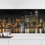 Mobile Preview: Küchenrückwand Folie Skyline-Lichter im Spiegel des Sees Hauptbild 1