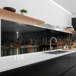 Mobile Preview: Küchenrückwand Platte Skylines-Lichter im Spiegel des Sees Hauptbild 1