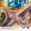 Mobile Preview: Türfolie Metropolen Neon Kreuzung Detailbild 2